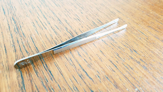 What Tweezers - or Tongs - Are Best For Postage Stamp Collecting?